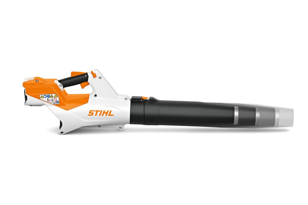 Foukač Stihl BGA 60